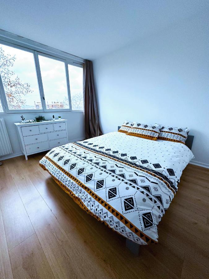 Apartamento L'Ecrin De La Mairie Bois-Colombes Exterior foto