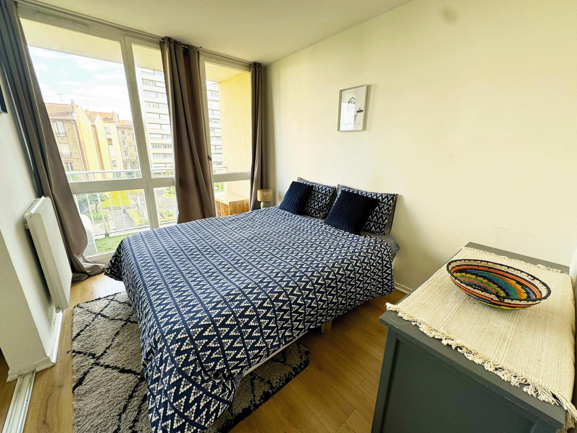 Apartamento L'Ecrin De La Mairie Bois-Colombes Exterior foto